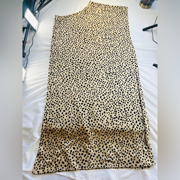 One-Shoulder Dress Cheetah Print by Jess Lea Boutique - Picture 2 of 4